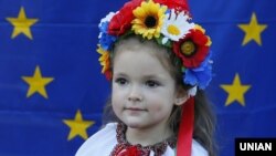 Архівне фото: Дівчинка у вишиванці під час святкування Дня Незалежності України у Києві