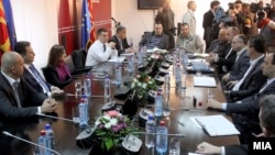 Премиерот Никола Груевски на состанок во МВР во врска со истрагата за петкратното убиство