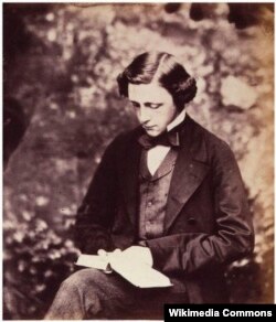 Lewis Carroll, avtoportret