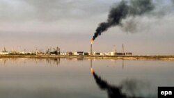 Rafinerija nafte, Basra, Irak, ilustrativna fotografija