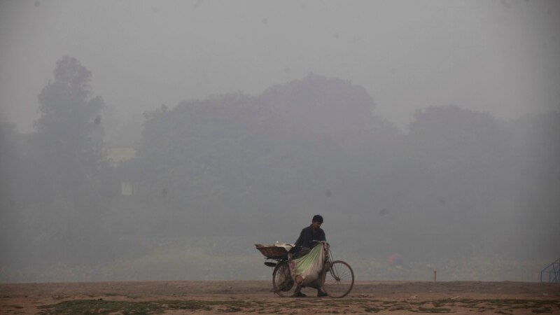 Smogu toksik ngufat Pakistanin 