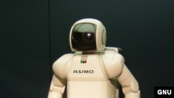 Robot-humanoid HONDA