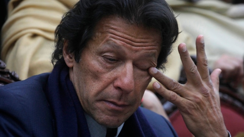 د پاکستان صدر اعظم عمران خان په کووېډ-۱۹ ناروغۍ اخته شوی