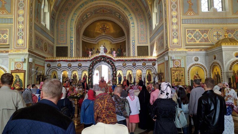 Жителей Крыма призывают соблюдать безопасность во время празднования Троицы