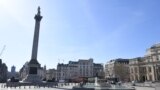 Londra: Trafalgar Square, o piață părăsită în timp de coronavirus, 24 martie 2020. 