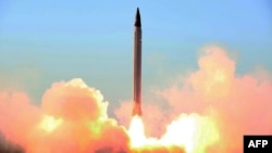 آرشیف، آزمایش موفقانه‌ی یک راکت دور برد توسط ایران در سال ۲۰۱۵ 