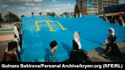 Траурный митинг крымских татар в Мелитополе. Архивное фото