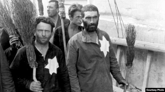 Romania - Holocaust, evrei marcați cu Steaua lui David