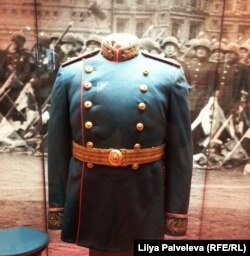 Китель Сталина на выставке в Историческом музее