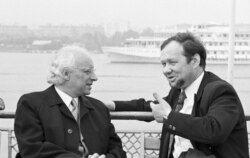 Члены жюри V Международного конкурса имени Чайковского Сергей Доренский (справа) и бельгиец Эжен Трей (слева), 1974 год
