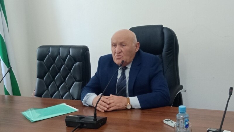 Валерий Кварчия: «Спешно организованное депутатское собрание не имеет юридической силы»