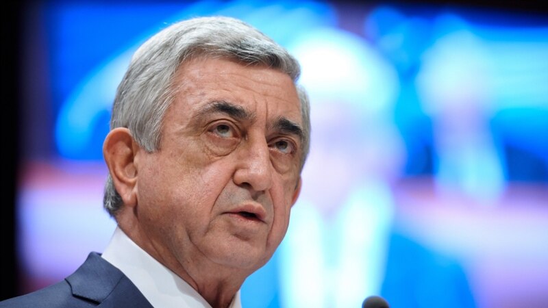 Арменияда бийлик партиясы премьерликке мурдагы президентти көрсөтөт