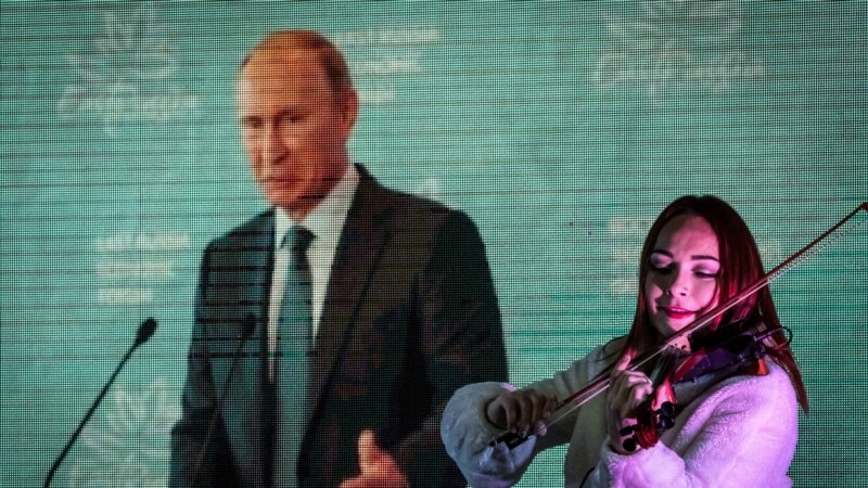 Путина «Прямая линия» дIахьур ю Мангалан-беттан 7-чохь