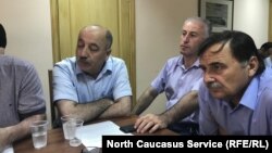 Активисты собрались в правозащитном центре Кабардино-Балкарии для проведения видео-конференции