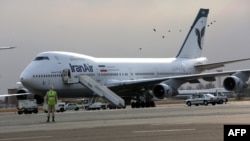 Iran Air Boeing 747 passenger plane 