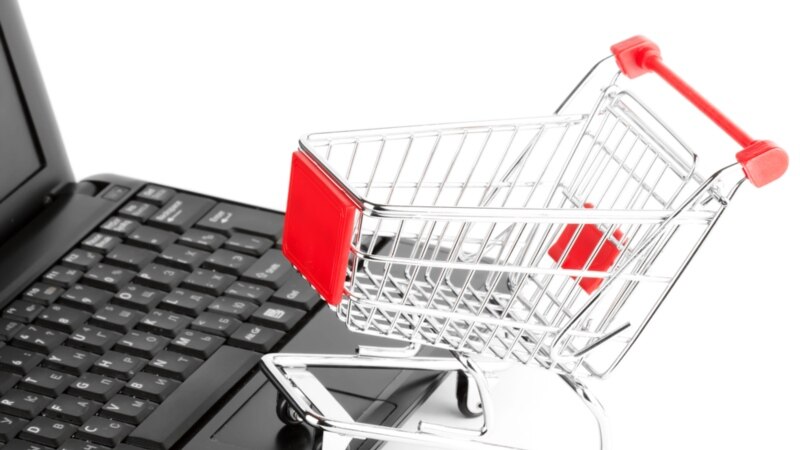 Низок процент на онлајн купувачи во Македонија 