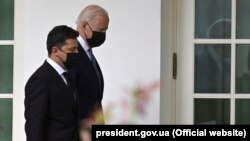 Претседателот на Украина Володимир Зеленски и американскиот претседател Џо Бајден. Вашингтон, 1 септември 2021 година