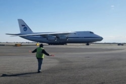 Ruski teretni avion koji je prevozio medicinsku opremu sletio je 1. aprila na međunarodni aerodrom "Džon F. Kenedi”.