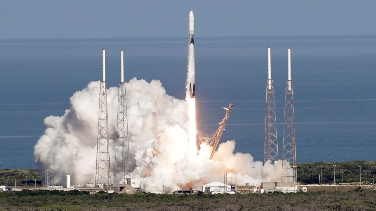 oi5.ru: SpaceX вывела на орбиту 60 спутников программы Starlink SpaceX вывела на орбиту 60 спутников программы Starlink