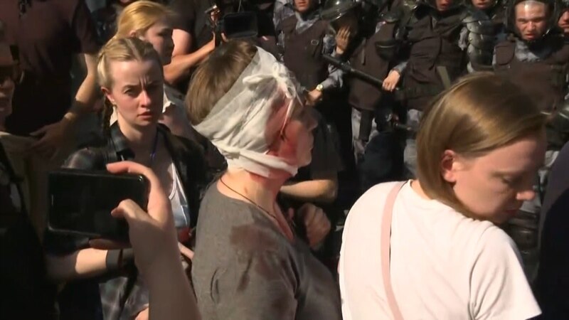Москвадагы тынчтык митингинде ондогон киши сабалды