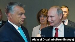 Ресей президенті Владимир Путин Будапеште Венгрия премьер-министрі иктор ОРбанмен кездесіп тұр. 28 тамыз 2017 жыл.