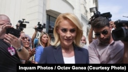 Rămasă fără sprijin, Gabriela Firea și-a retras candidatura la prezidențiale, după amenințările cu excluderea din partid dacă merge ca independentă