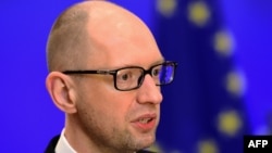 Kryeministri i Ukrainës, Arseniy Yatsenyuk, sot në Bruksel