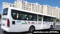 Городской автобус, Ашхабад (иллюстративное фото)
