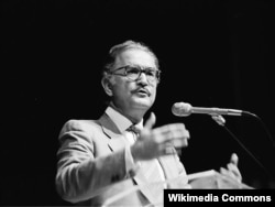 Carlos Fuentes