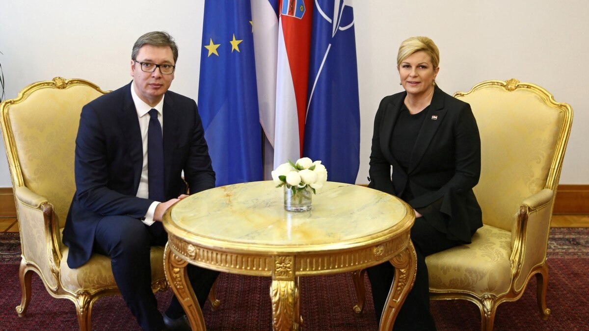 Serbia’s Vucic Begins 'Uneasy But Useful' Visit To Croatia