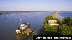 Своїми ударами російські військові руйнують портову інфраструктуру України на Дунаї