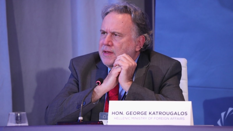 Катругалос - грчки претставник на инаугурацијата на Пендаровски