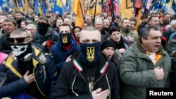Мітинг учасників «Маршу національної гідності» під Верховною Радою, у Києві, 22 лютого 2017 року