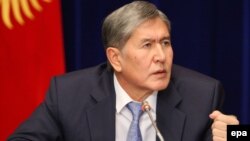 Қырғызстан президенті Алмазбек Атамбаев. 