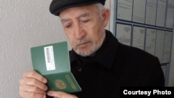Бақо Содиқов беш аз бист сол шахси бешаҳрванд буд