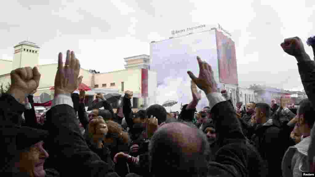Slavlje u Prištini nakon oslobađajuće presude, 29. novembar 2012. Foto: Reuters / Hazir Reka 