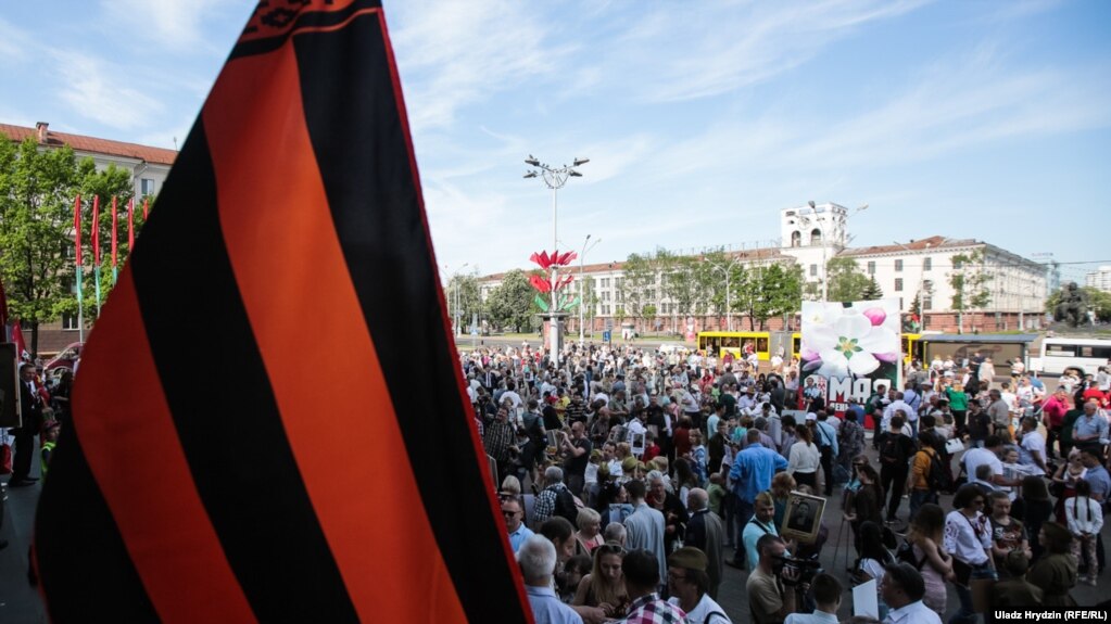 9 траўня 2018 году па Менску прайшла расейская акцыя «Несьмяротны полк». Фотарэпартаж