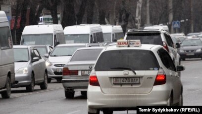 Авто в Украине можно переоформить пятью способами: плюсы и минусы