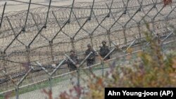 Ілюстраційне фото. Південнокорейські військові патрулюють демаркаційну лінію з Північною Кореєю, 2018 рік