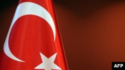 Flamuri turk. Fotografi ilusruese. 