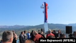 Podizanje spomen-obilježja krsta u čast ruskim vojnicima u Višegradu