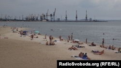 Пляж «Песчанка» в Мариуполе, Азовское море