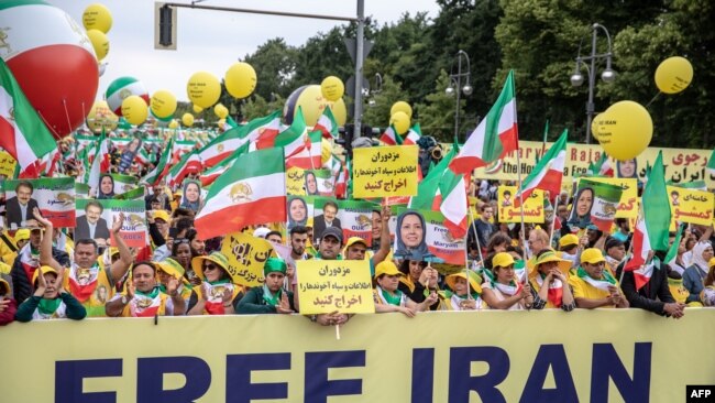 تظاهرات سازمان مجاهدین خلق در برلین
