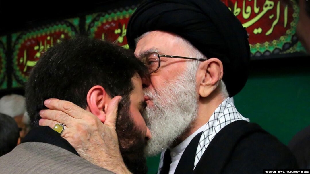 میثم مطیعی و آیتالله خامنهای