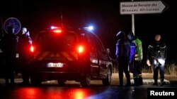 Policia franceze i ka shtuar masat e sigurisë në shtëpinë e misionarëve pas sulmit të djeshëm 
