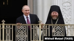 Тихон Шевкунов с Владимиром Путиным