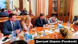 Російські чиновники Криму на зустрічі в ОАЕ