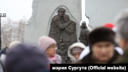 Памятник жертвам политических репрессий в Сургуте