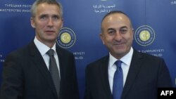 Турција - генералниот секретар на Алијансата, Јенс Столтенберг по разговорот со турскиот министер за надворешни работи Мевлут Чавушоглу.