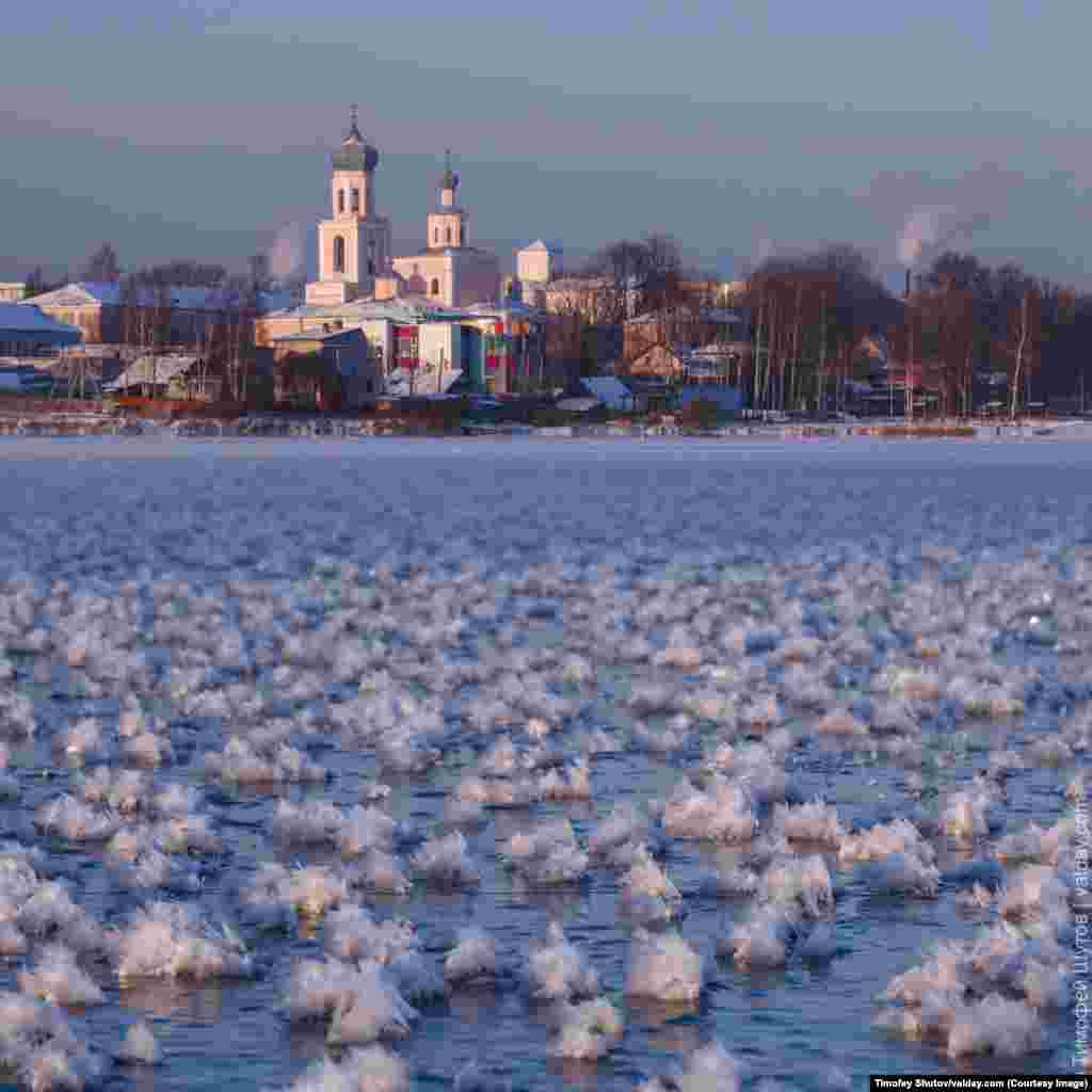 Rare ice formations called &quot;ice flowers&quot; are seen on Lake Valdai in Russia&#39;s Novgorod region, northwest of Moscow. (Valday.com/Timofey Shutov)